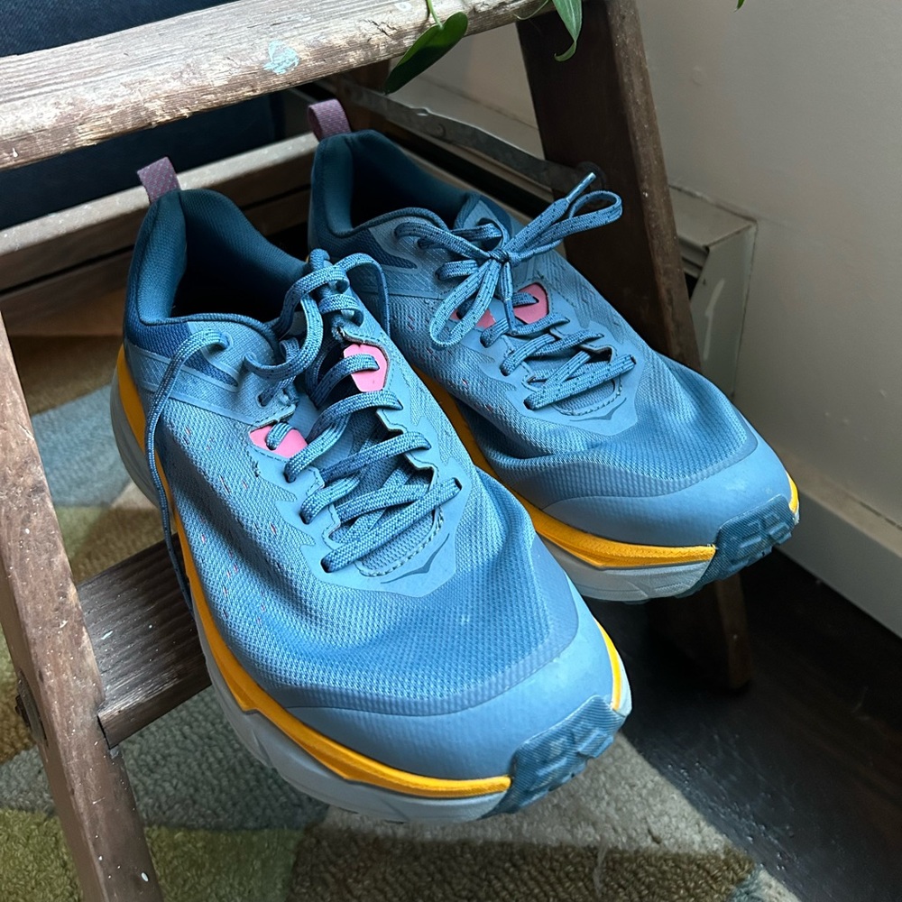 hoka women’s 11 eu 44